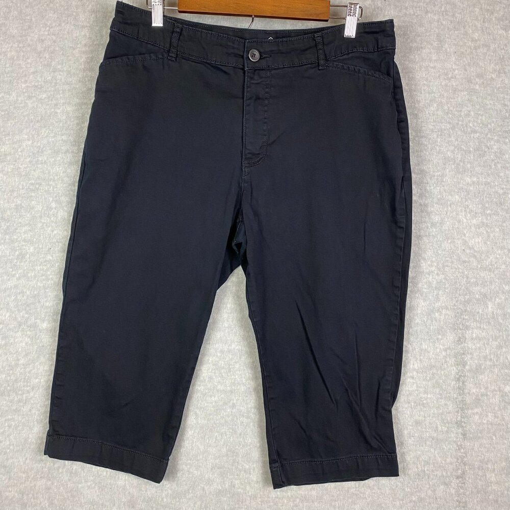 St. John's Bay Black Capri Pants - Size 16